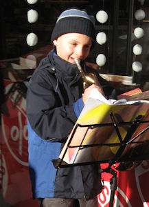 Sebastian spielt