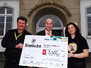 Peter Br�ser hilft strahlemaennchen.de